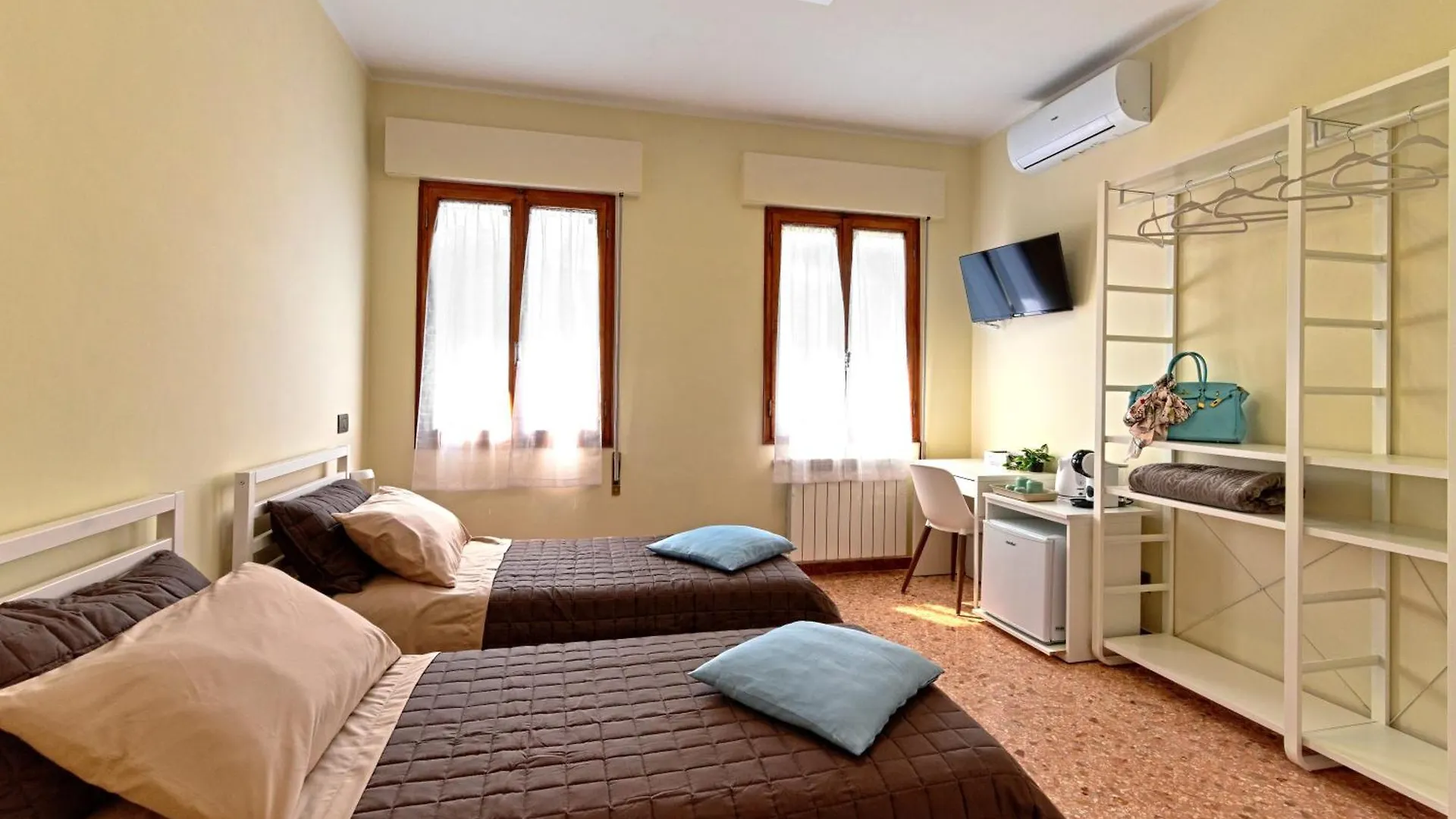 Villa Solandra Masi Mira 0*,